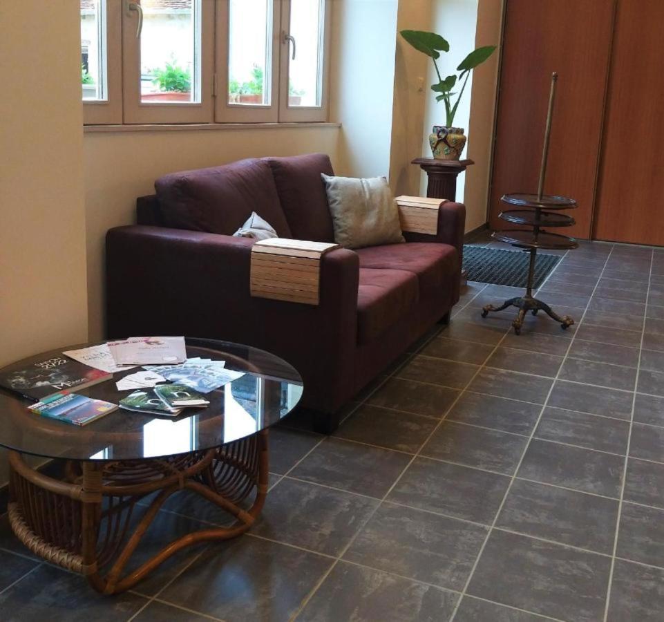Chambre D'Hotes "Au Bord De Loire" La Marche Εξωτερικό φωτογραφία